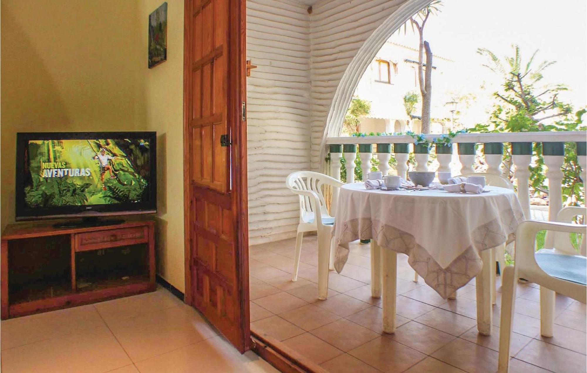 3 Bedroom Stunning Home In Gran Alacant Exterior photo